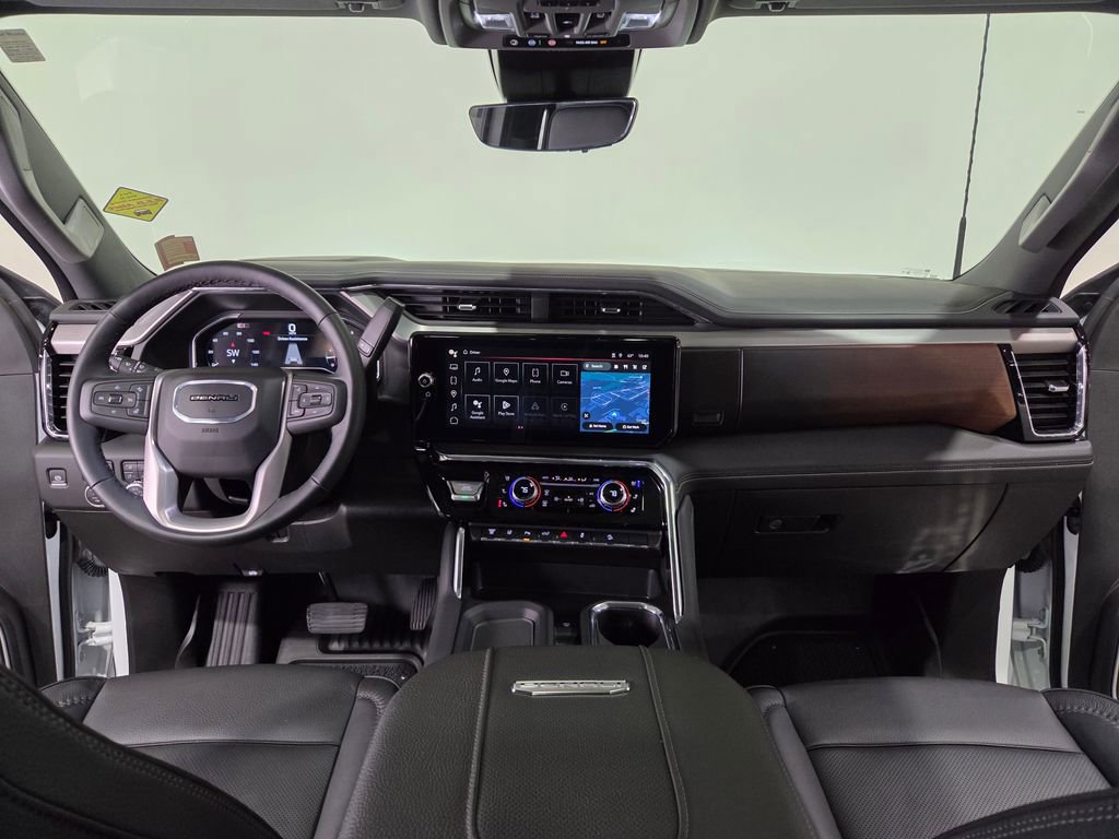 Used 2025 GMC Sierra 3500 Denali w/ Denali Reserve Package image 15