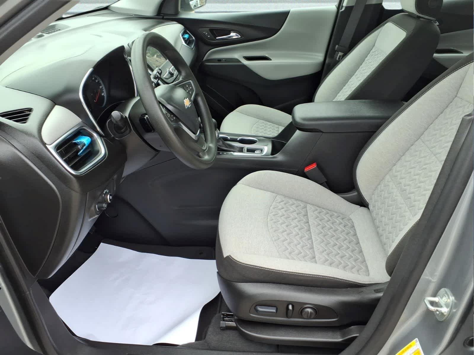 Used 2023 Chevrolet Equinox LS AWD/4WD image 15