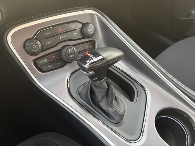 Used 2022 Dodge Challenger R/T w/ Blacktop Package image 25