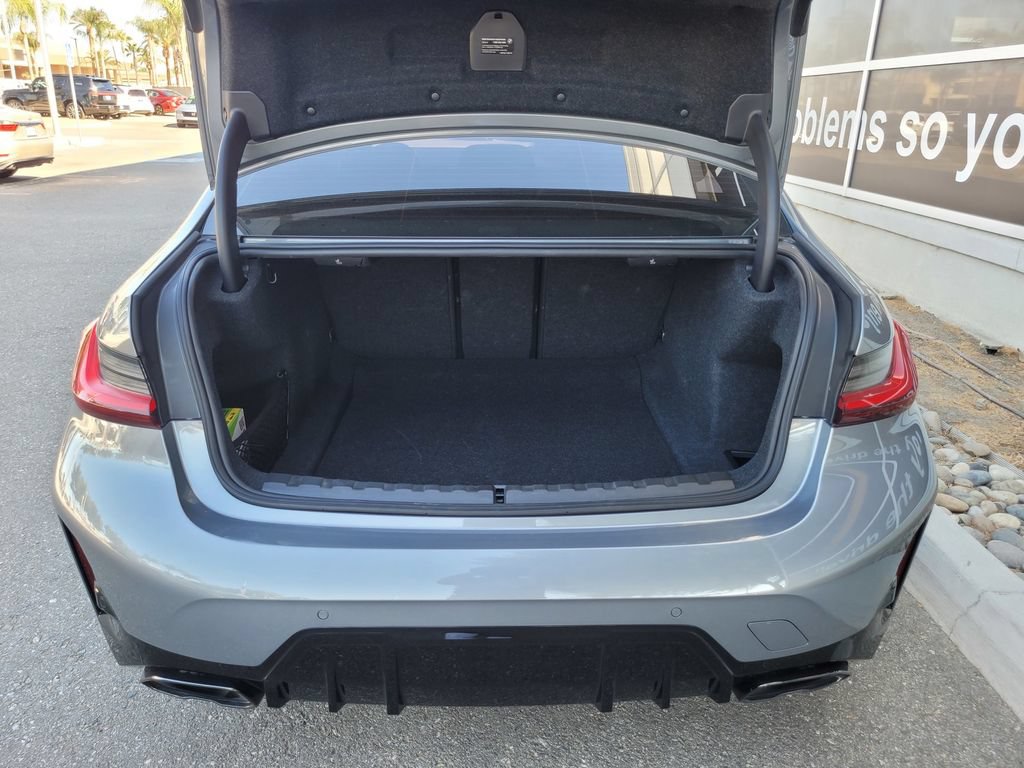 Used 2025 BMW M340i w/ Premium Package RWD image 34