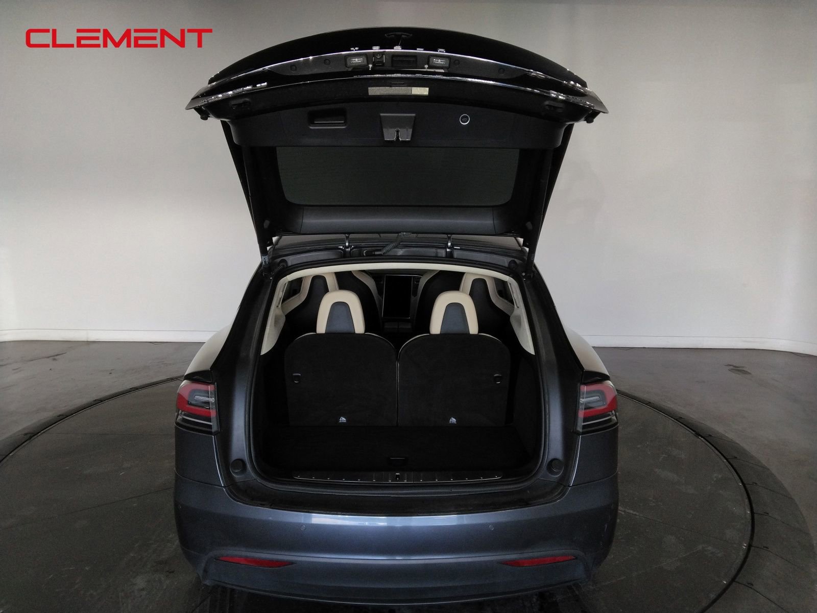 Used 2017 Tesla Model X P100D image 8