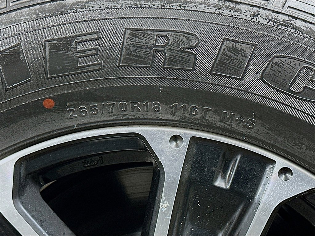 Used 2021 Nissan Titan SV w/ SV Convenience Package image 34