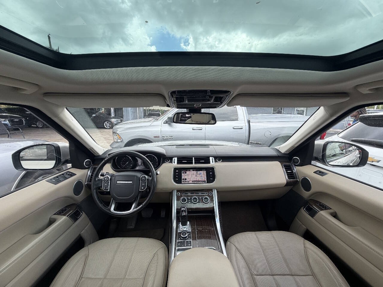Used 2015 Land Rover Range Rover Sport HSE AWD/4WD image 23