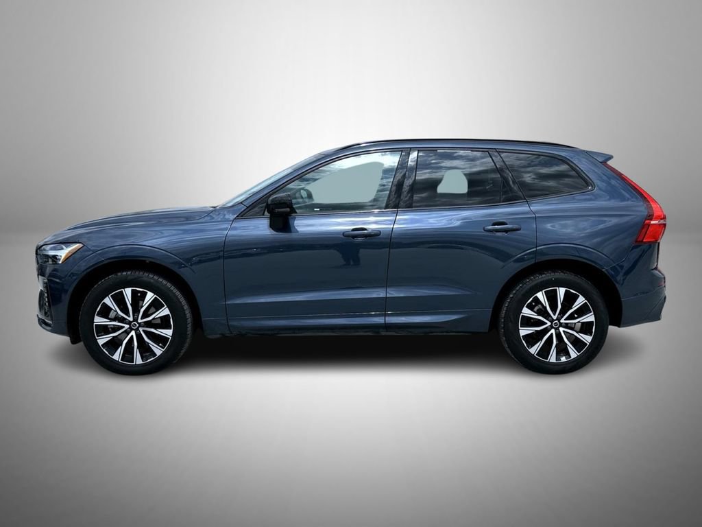 Used 2024 Volvo XC60 B5 Core w/ Climate Package AWD/4WD image 8