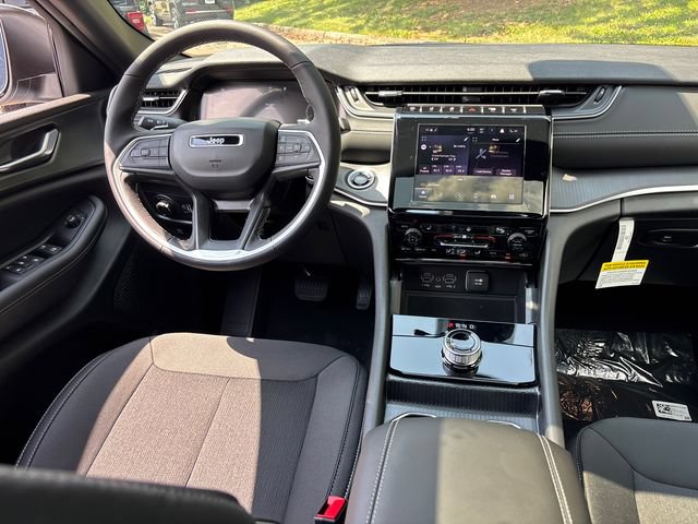 New 2026 Jeep Grand Cherokee Laredo X AWD/4WD image 11
