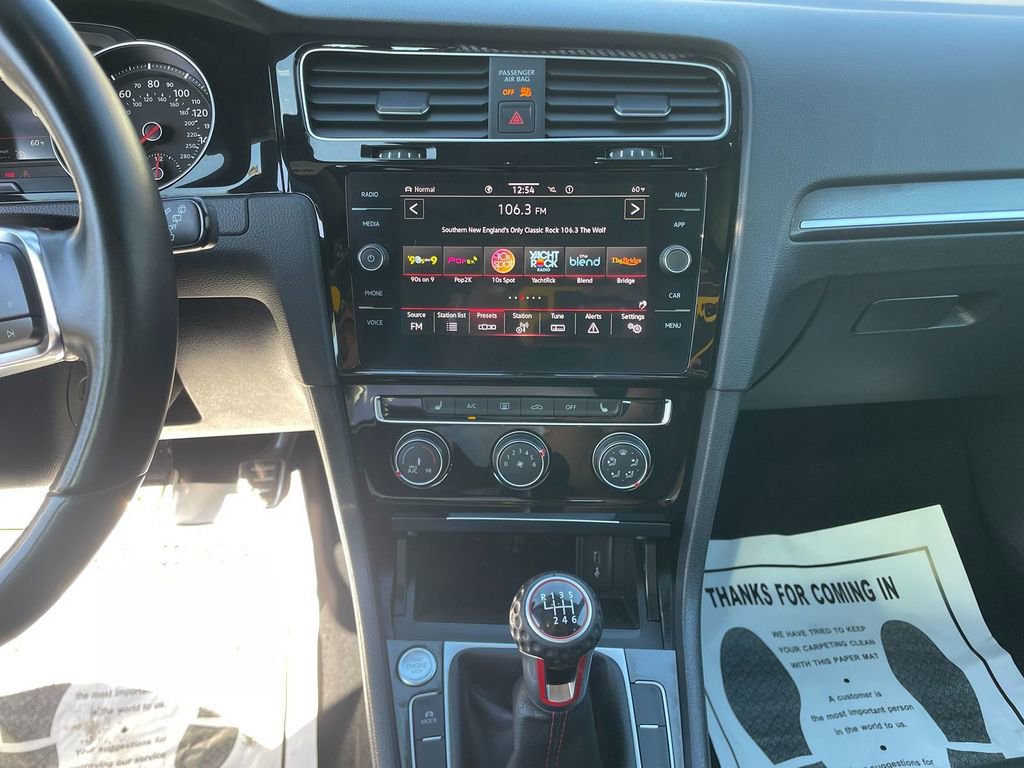 Used 2021 Volkswagen GTI SE image 20