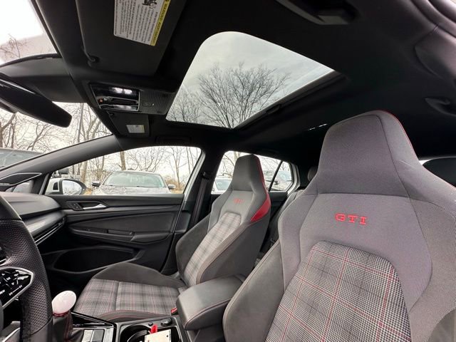 Used 2023 Volkswagen GTI Autobahn image 25