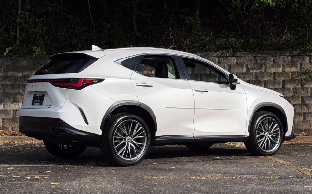 Certified 2024 Lexus NX 350 AWD w/ Vision Package image 6