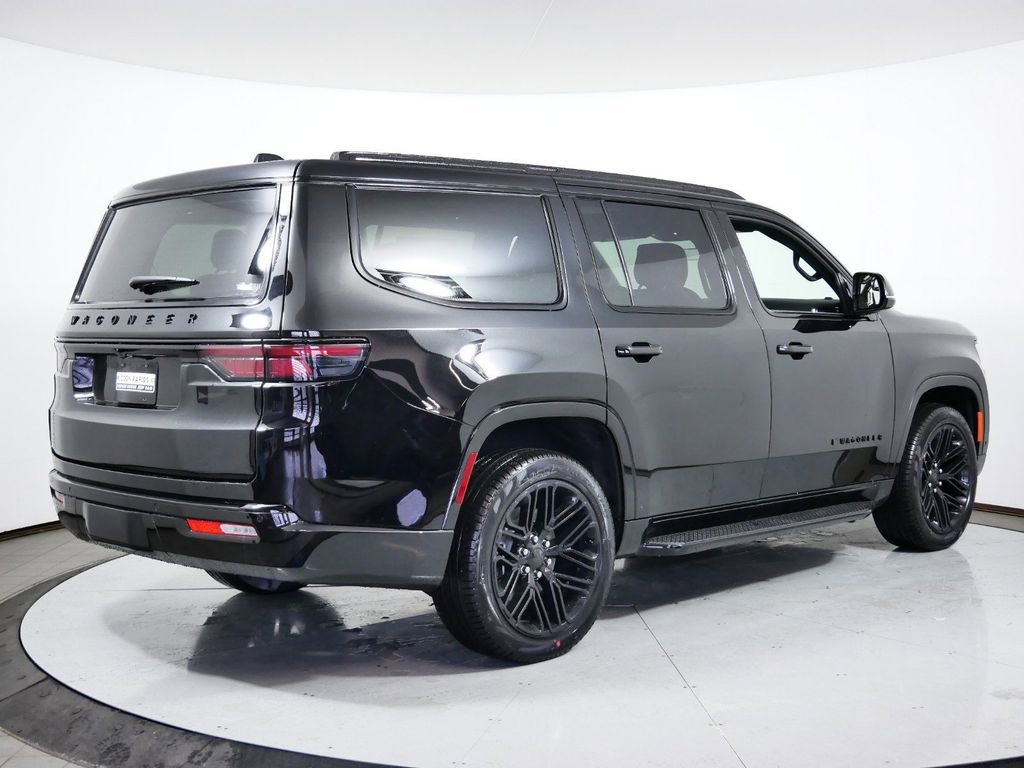 Used 2024 Jeep Wagoneer Series II image 8