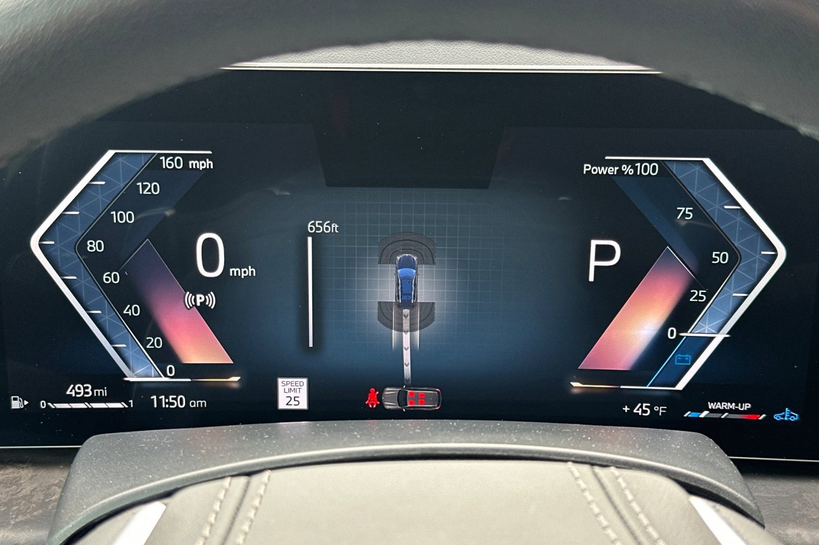 Used 2025 BMW X7 xDrive40i w/ Premium Package image 35