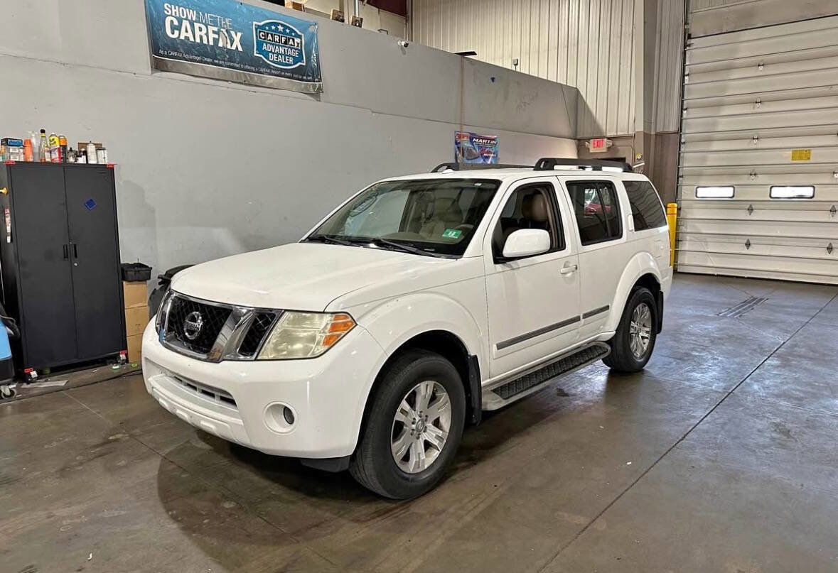 Used 2011 Nissan Pathfinder Silver