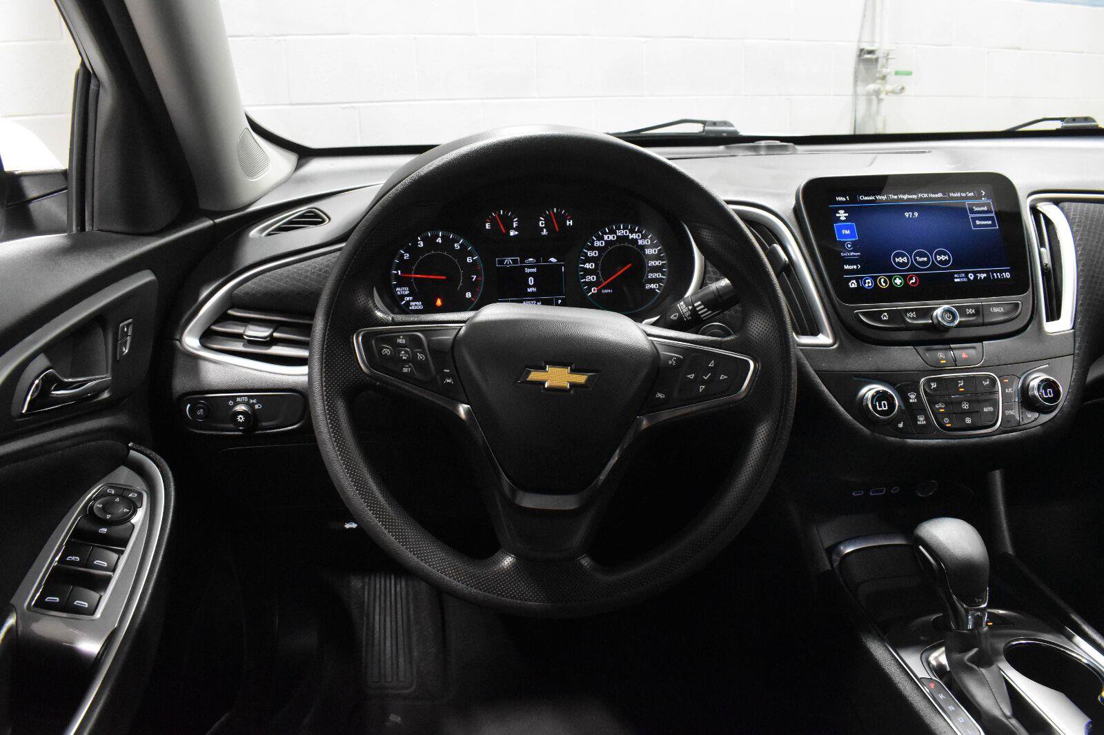 Used 2024 Chevrolet Malibu LT FWD image 6