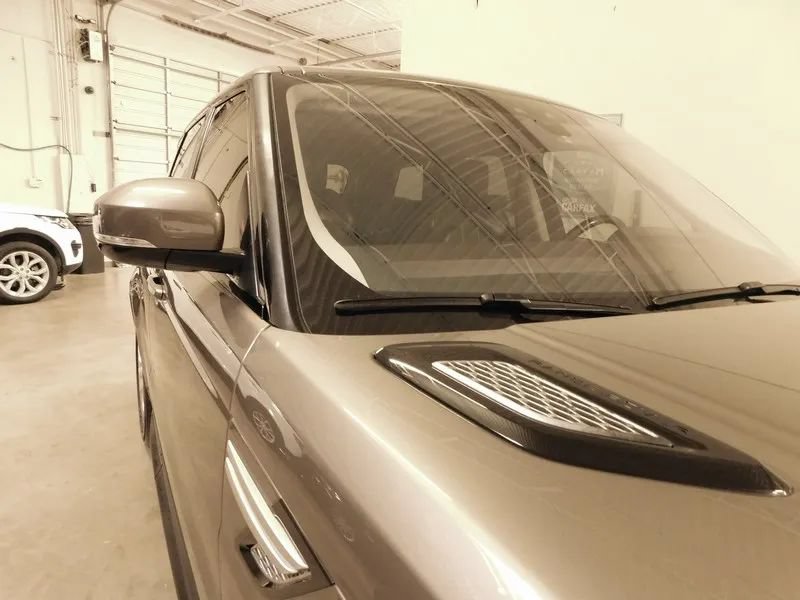 Used 2017 Land Rover Range Rover Sport HSE AWD/4WD image 12