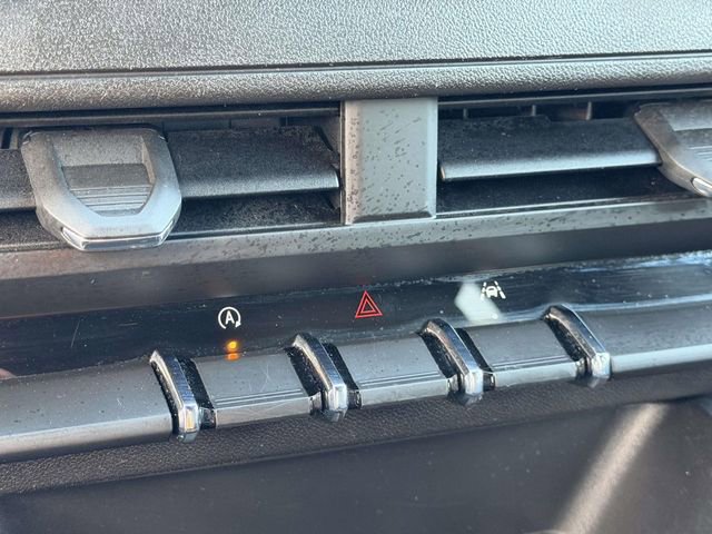 Used 2024 Chevrolet Colorado W/T image 25