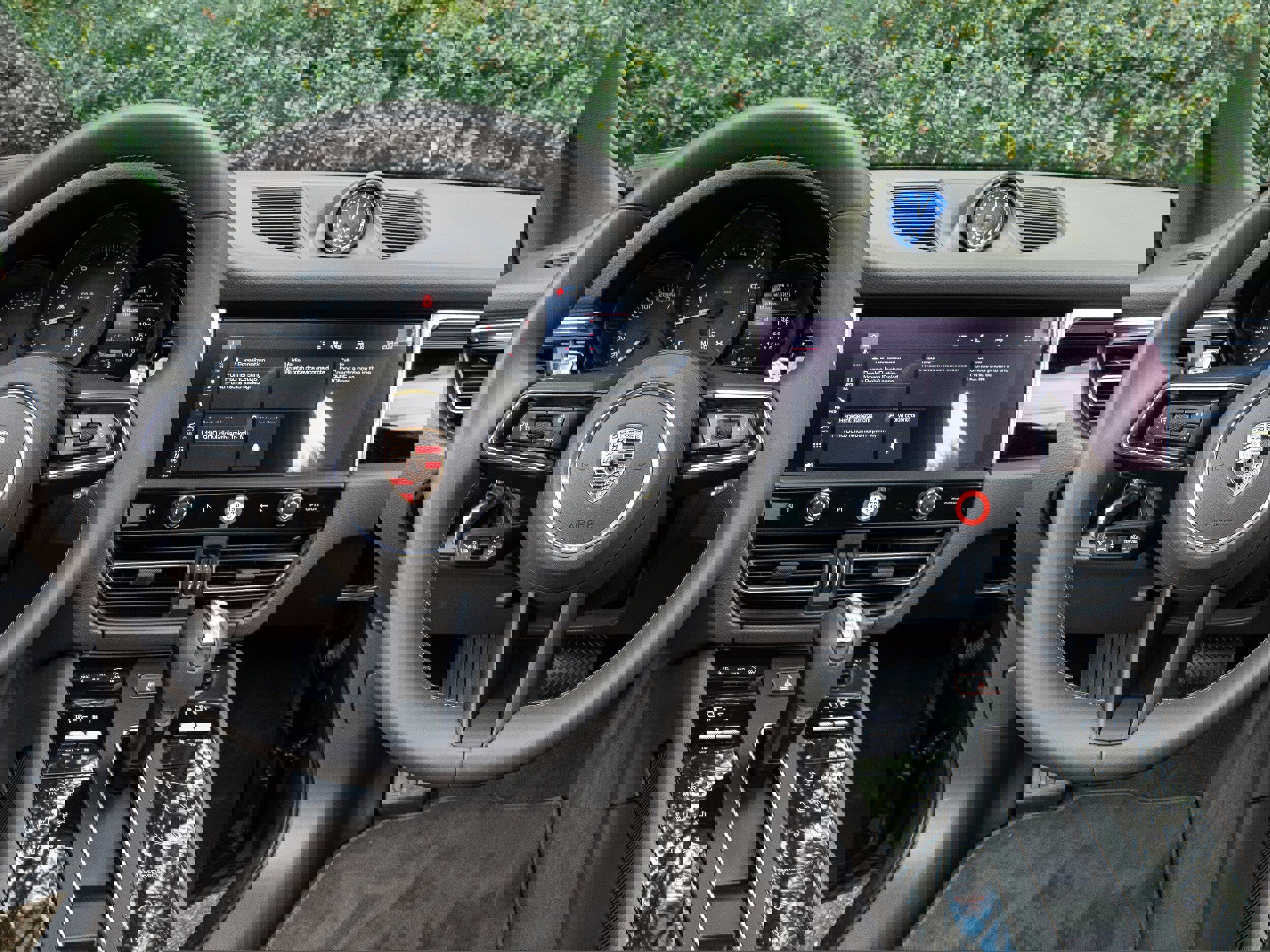 Used 2024 Porsche Macan image 22