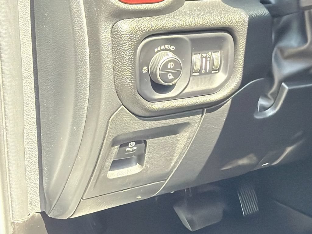 Used 2025 RAM 1500 Rebel AWD/4WD image 10