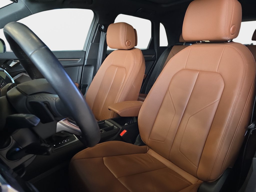 Certified 2024 Audi Q3 2.0T Premium AWD/4WD image 16