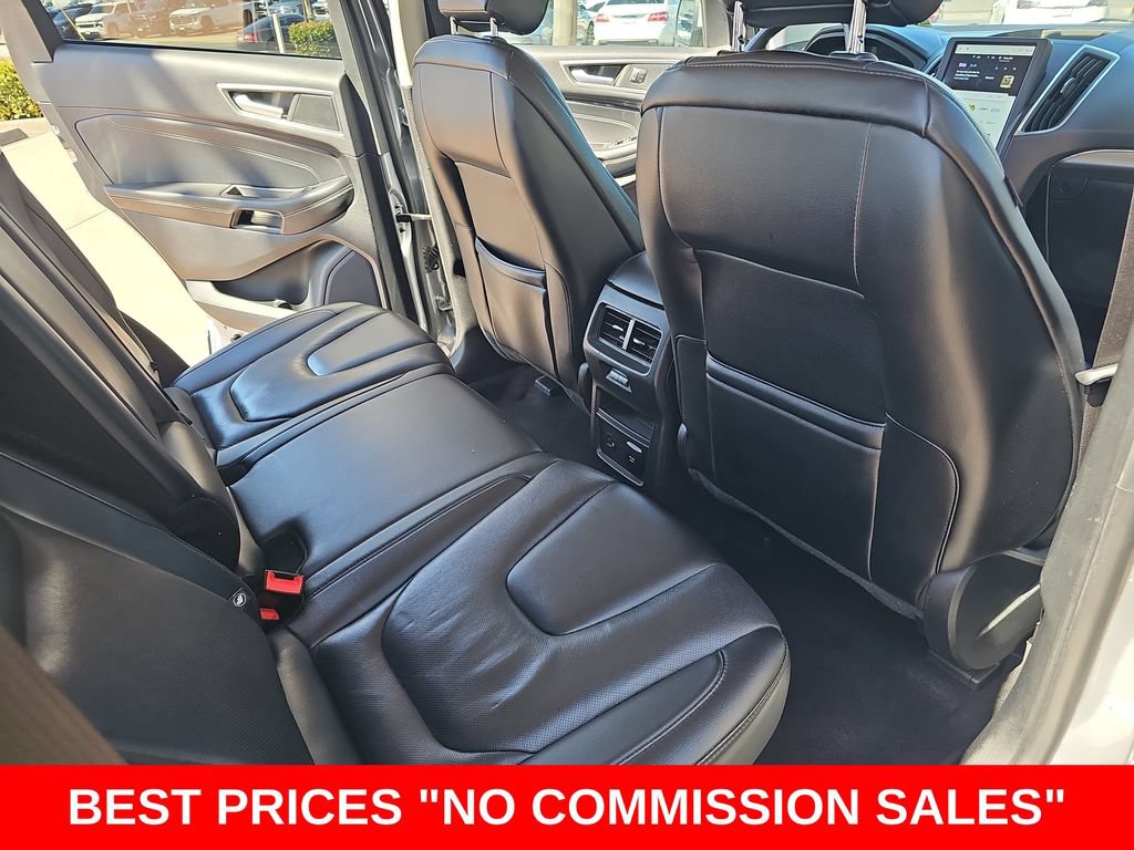 Used 2022 Ford Edge Titanium w/ Equipment Group 301A AWD/4WD image 11