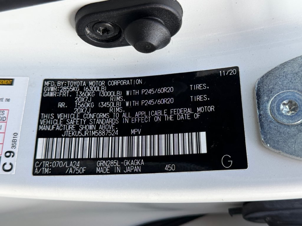 Used 2021 Toyota 4Runner Limited AWD/4WD image 34