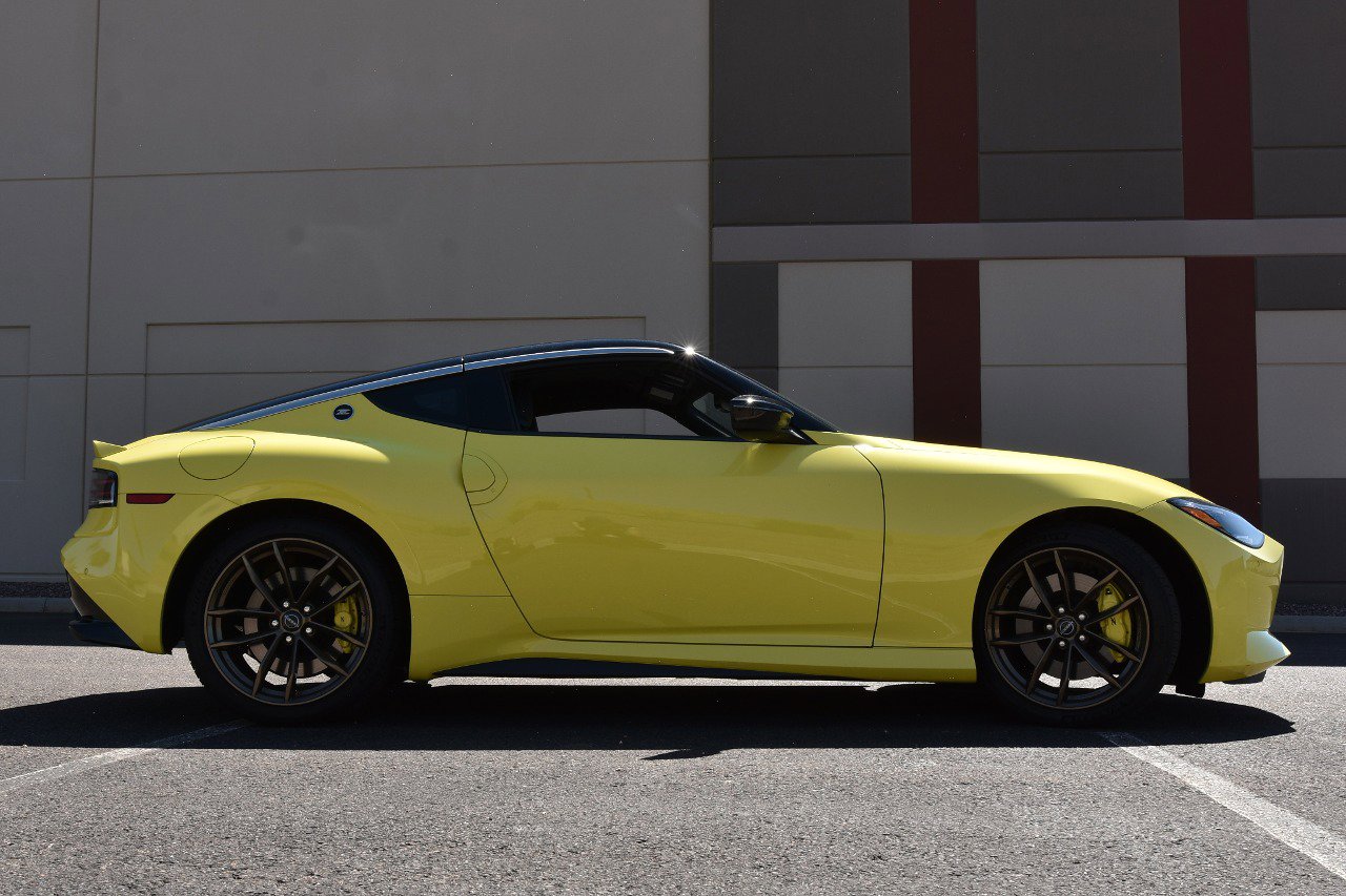 Used 2023 Nissan Z w/ Floor Mat Package (L93) image 7