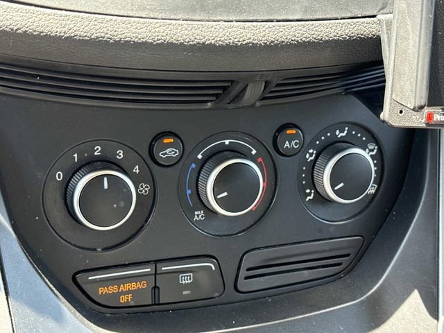 Used 2016 Ford Escape SE FWD image 21