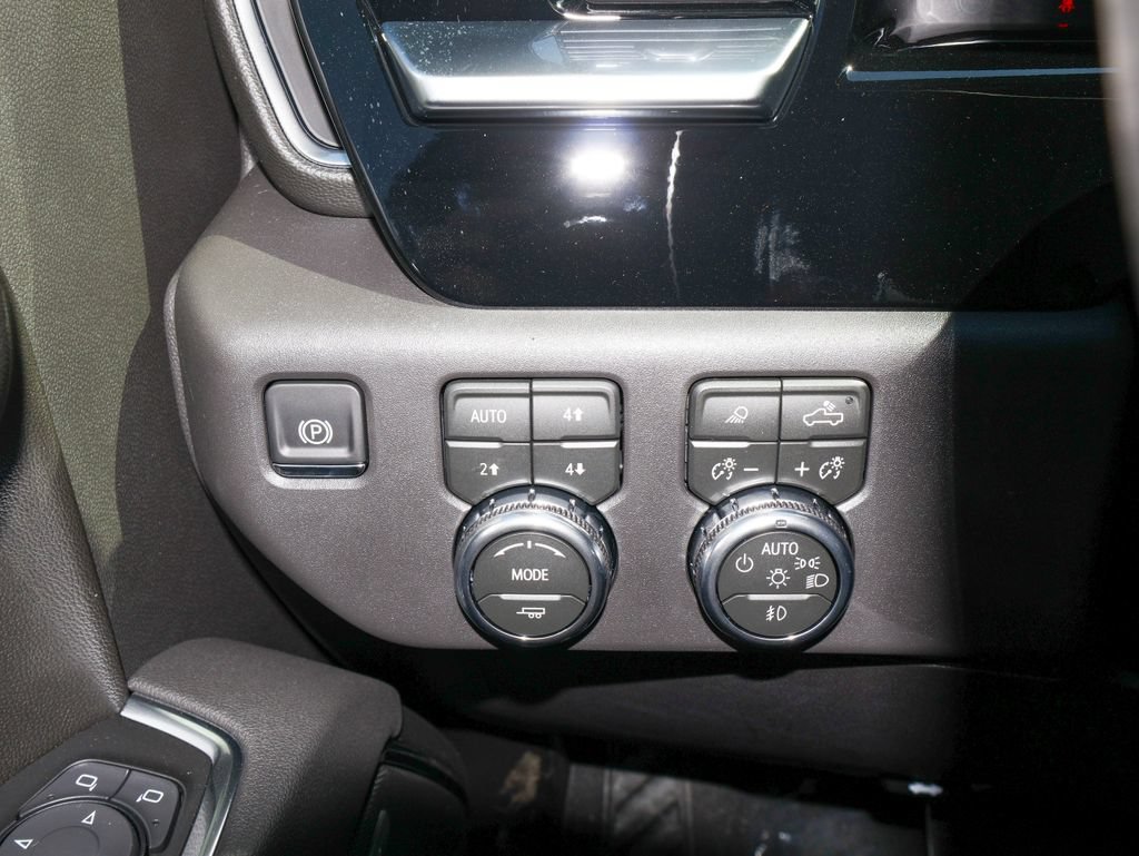 New 2026 GMC Sierra 1500 SLT w/ SLT Premium Package AWD/4WD image 23
