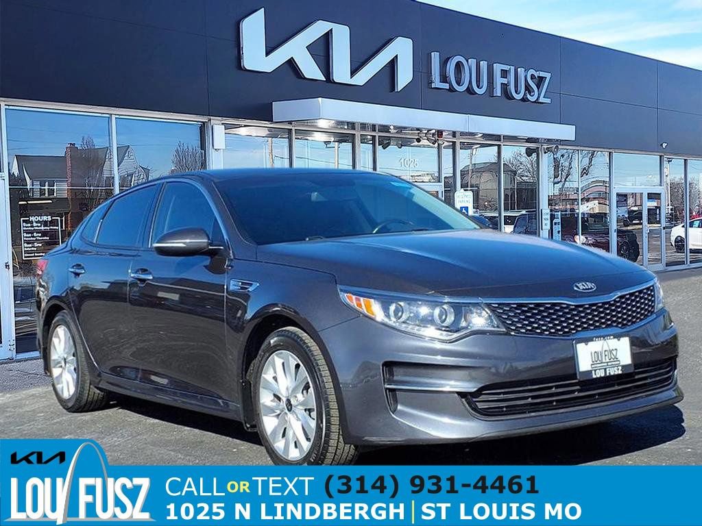 Used 2017 Kia Optima EX image 1