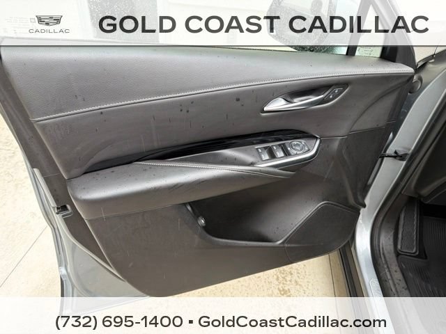 Certified 2024 Cadillac XT4 Luxury w/ Cold Weather Package AWD/4WD image 17