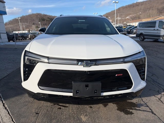 Used 2024 Chevrolet Blazer EV RS image 2