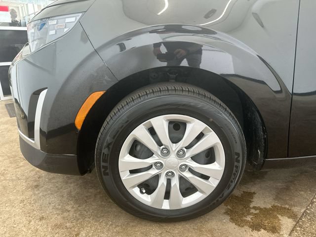 Certified 2025 Kia Soul LX FWD image 20
