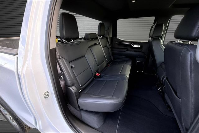 Used 2024 GMC Sierra 1500 SLT AWD/4WD image 25