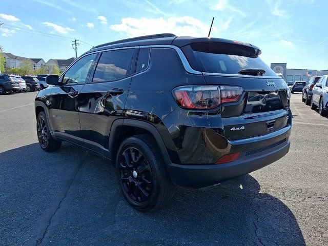 Certified 2024 Jeep Compass Latitude AWD/4WD image 4