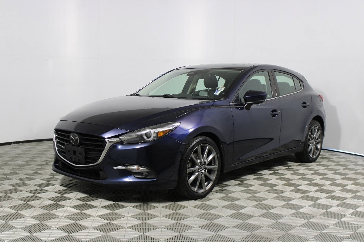 Used 2018 MAZDA MAZDA3 Grand Touring w/ Premium Equipment Package FWD image 24