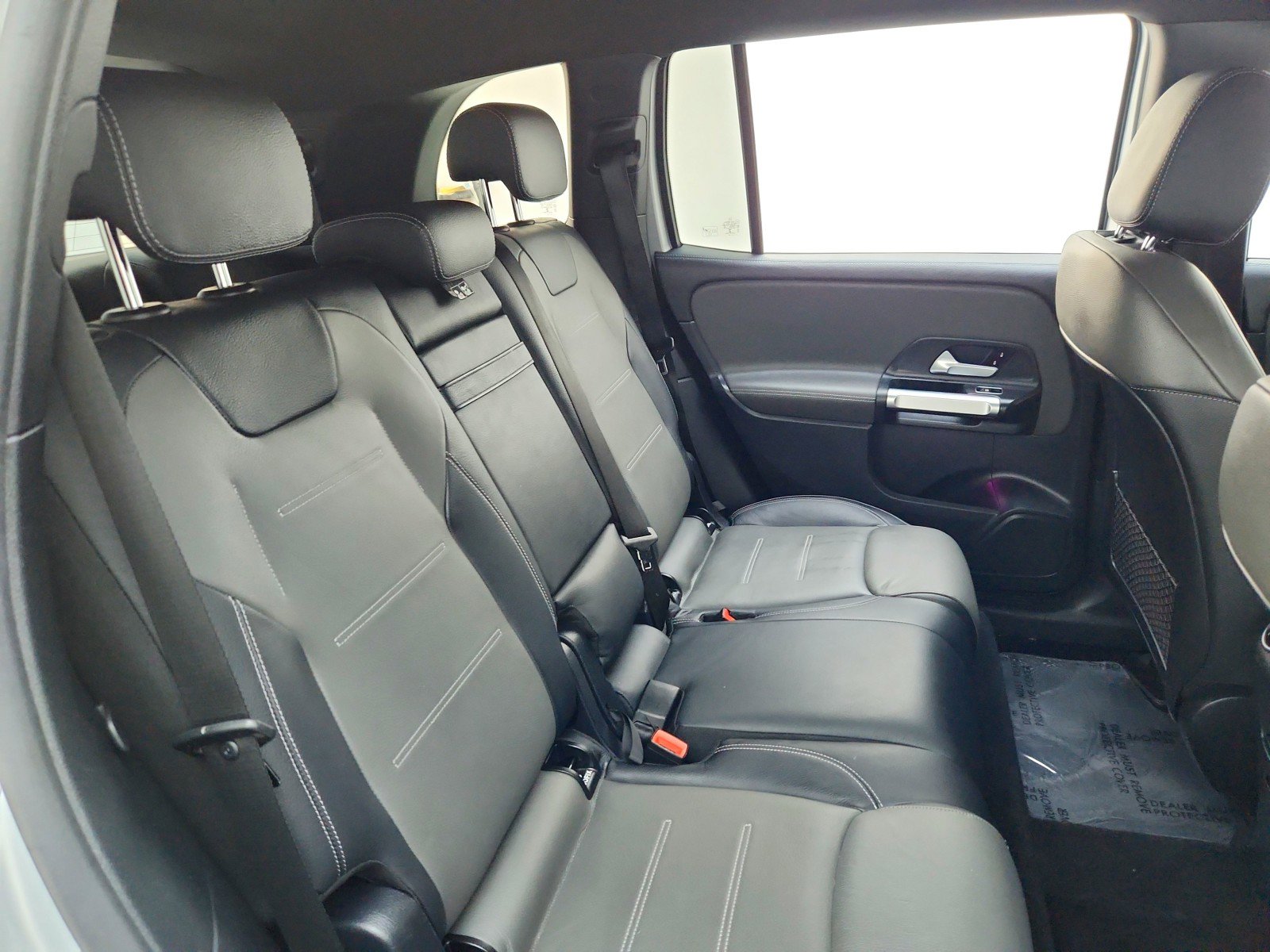 Certified 2022 Mercedes-Benz GLB 35 AMG 4MATIC image 31