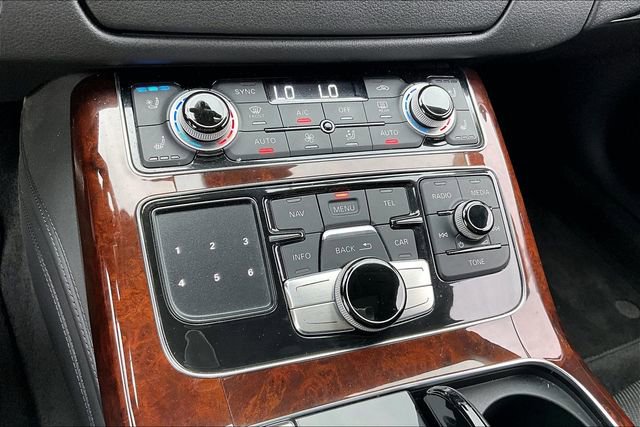 Used 2013 Audi A8 L 4.0T image 23