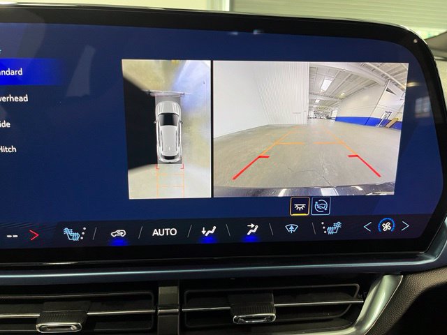 Used 2024 Chevrolet Equinox EV LT w/ LPO, Blackout Package FWD image 29