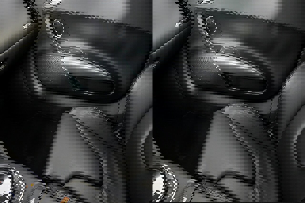 Used 2009 Audi R8 V8 image 37