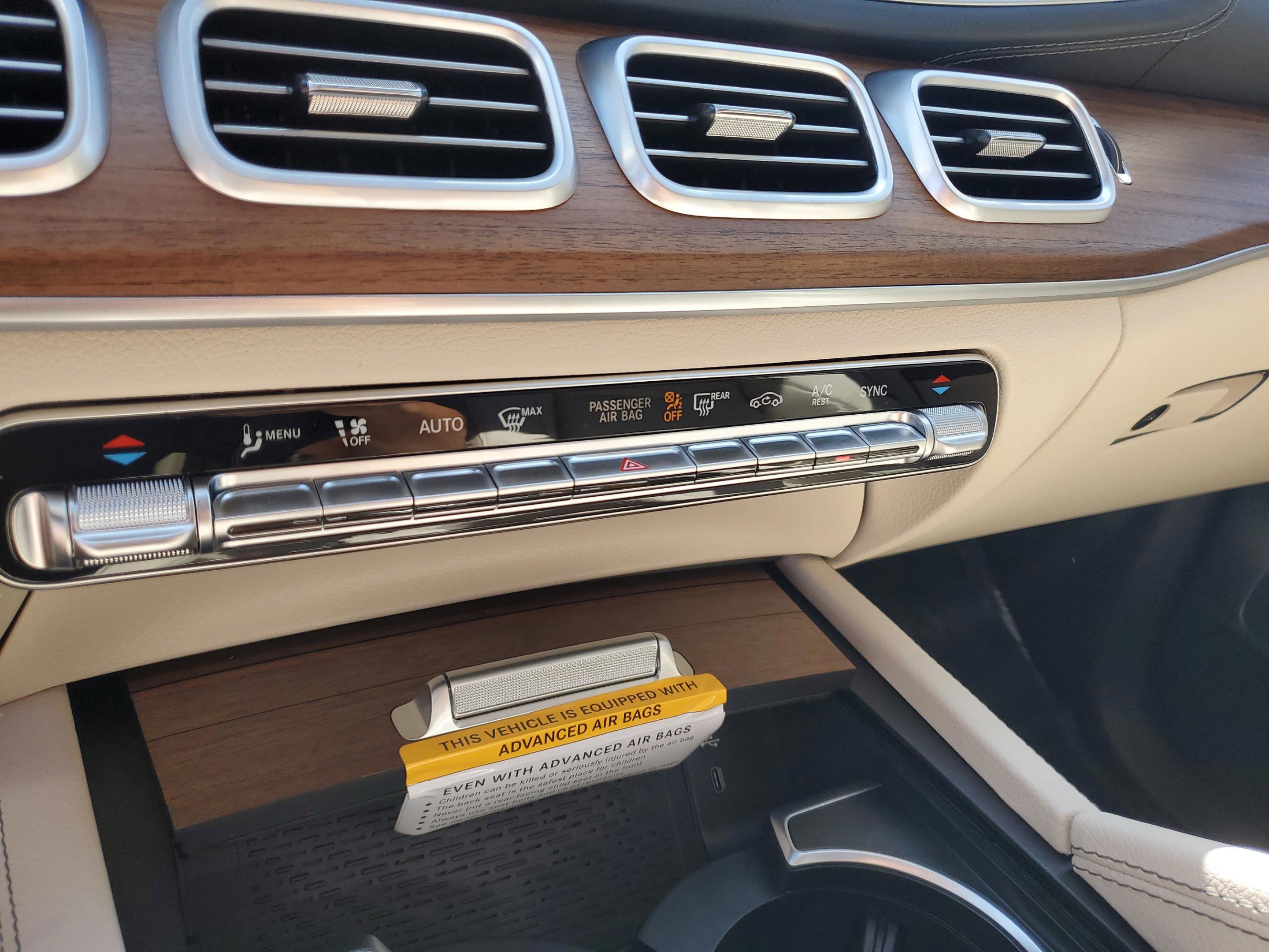 Used 2026 Mercedes-Benz GLS 450 4MATIC image 23