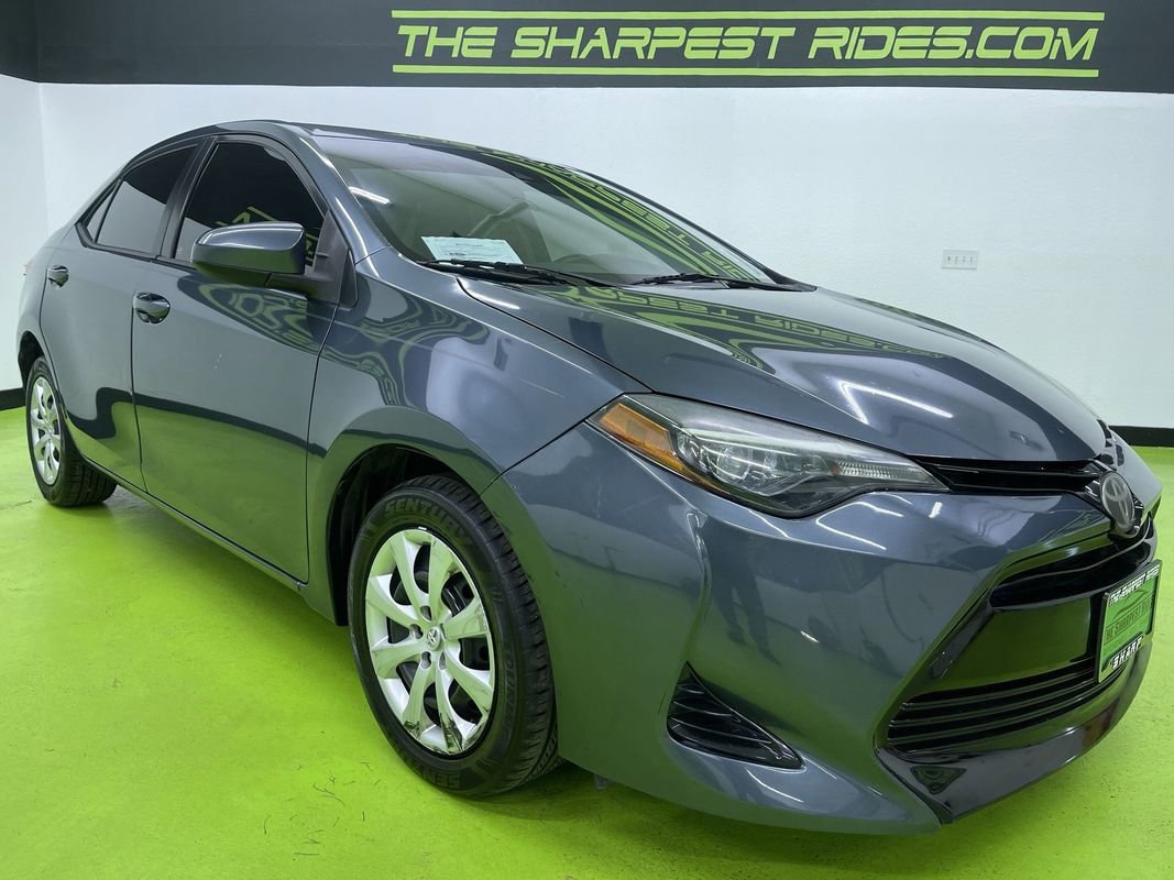 Used 2017 Toyota Corolla LE image 2