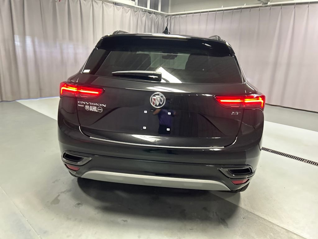 Used 2023 Buick Envision Essence w/ Sport Touring Package AWD/4WD image 6