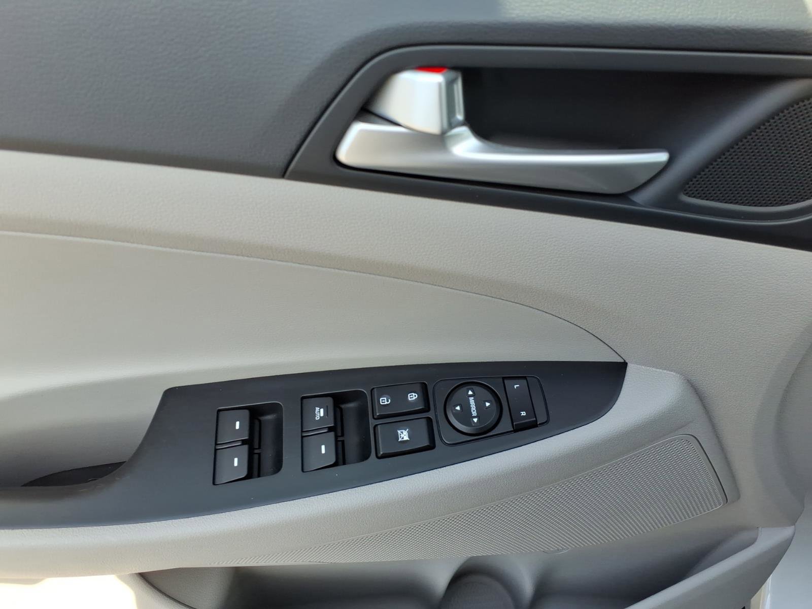 Used 2019 Hyundai Tucson SEL image 10