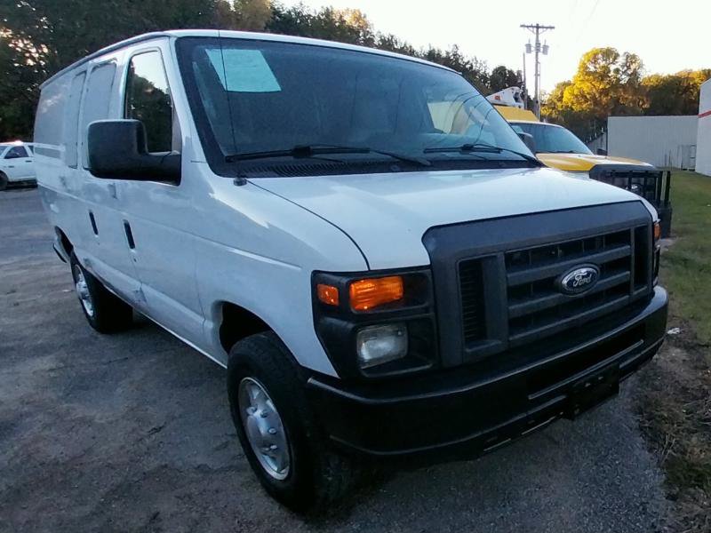 Used 2014 Ford E-250 and Econoline 250 w/ Power Group image 5