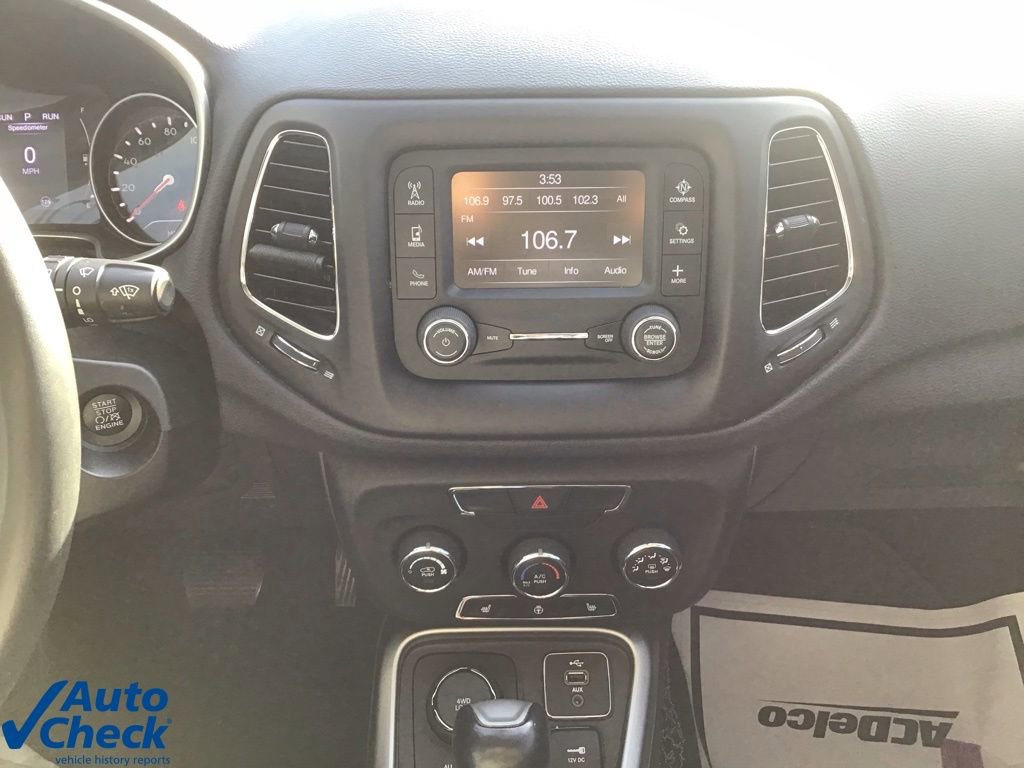 Used 2018 Jeep Compass Latitude w/ Cold Weather Group image 36