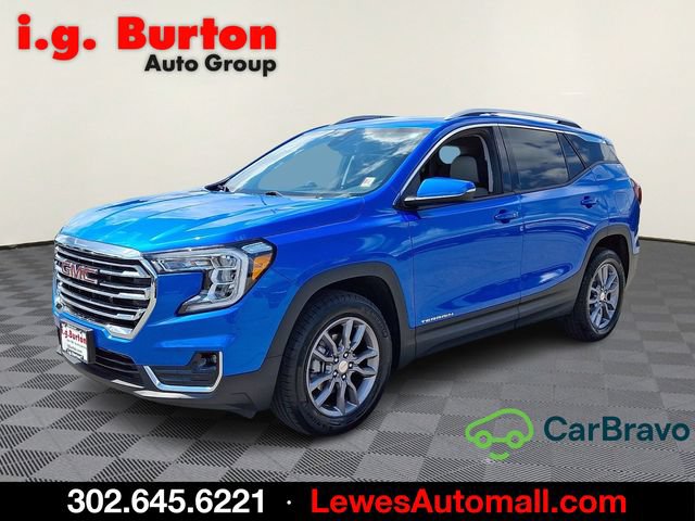 Used 2024 GMC Terrain SLT AWD/4WD image 3