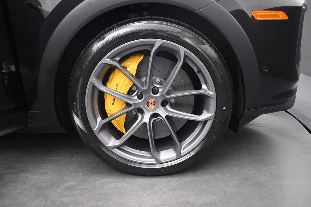 New 2026 Porsche Cayenne Turbo GT AWD/4WD image 26
