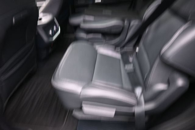 Used 2025 Ford Expedition Platinum w/ Stealth Appearance Package AWD/4WD image 22