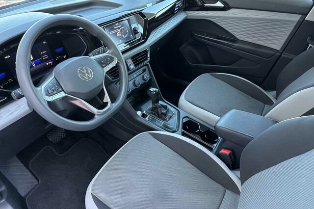 Certified 2022 Volkswagen Taos S FWD image 10