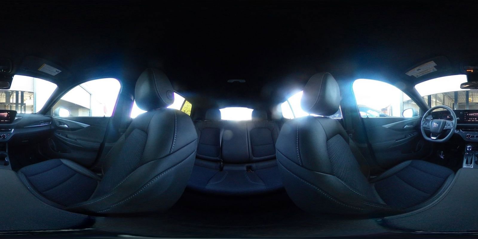 Used 2025 Buick Envista Preferred image 40