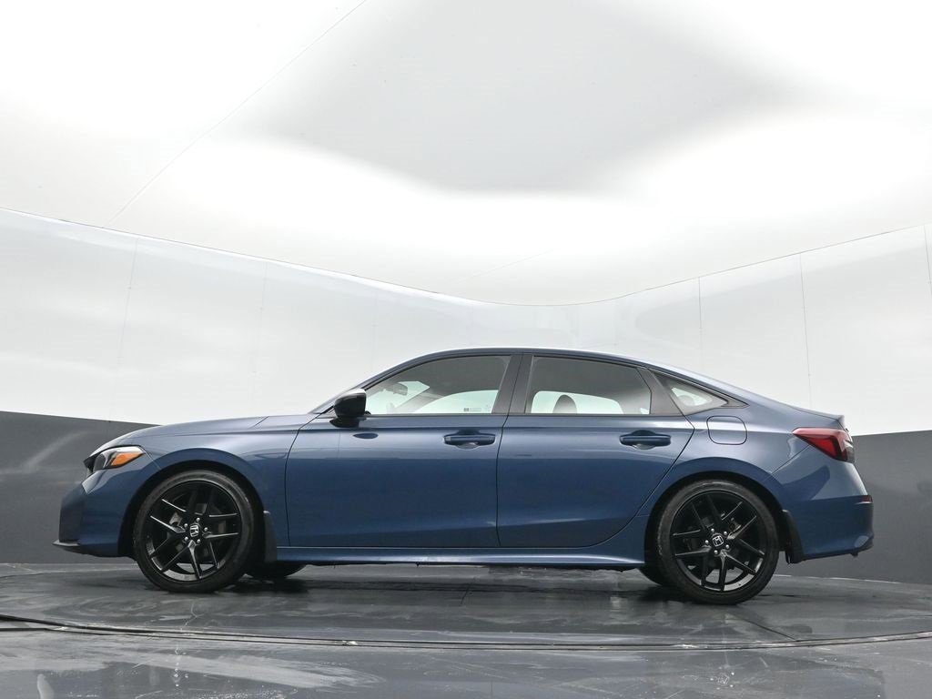 Used 2025 Honda Civic Sport image 14