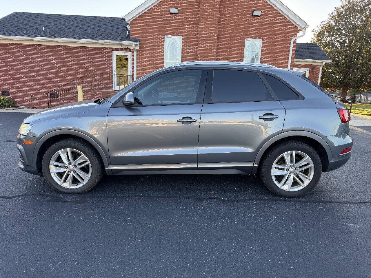 Used 2017 Audi Q3 2.0T Premium FWD image 8
